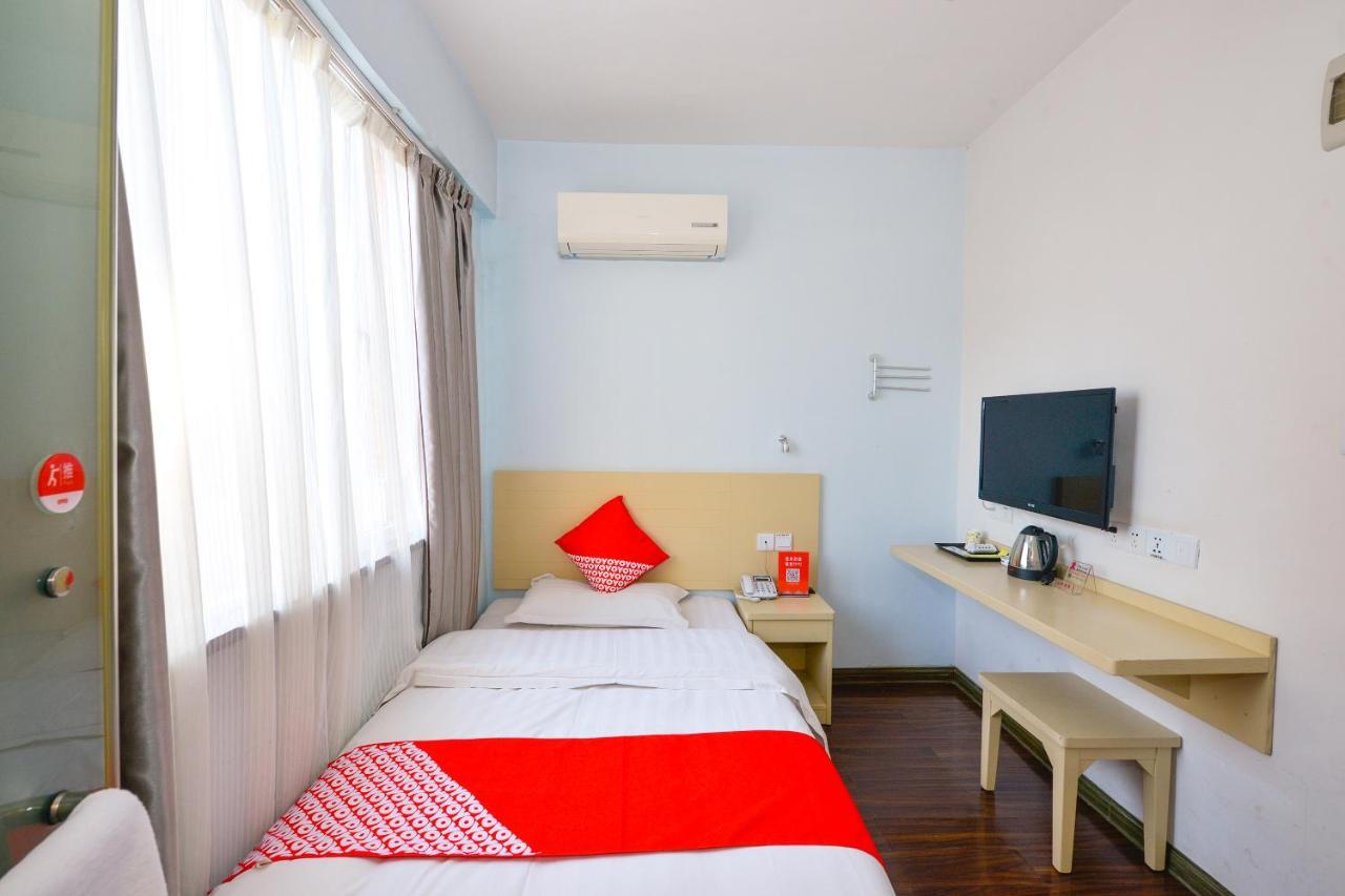 Guilin 68° Hotel North Railway Station Branch Bagian luar foto